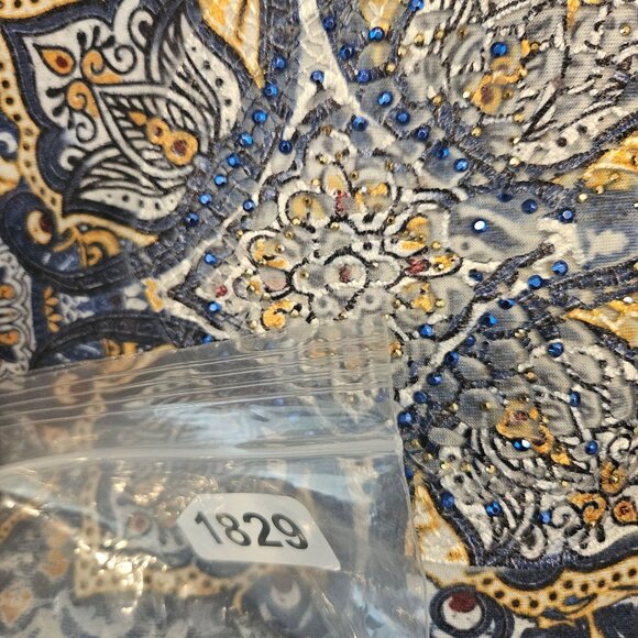 Catherines Womens 26 Blue  Yellow geometric Top With Embellished Beachy Casual - Picture 8 of 10